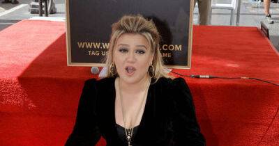 Kelly Clarkson felt 'freaked out' by her star on the Hollywood Walk of Fame - www.msn.com - Los Angeles - USA