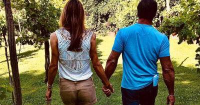 ‘Wonderful’: Sylvester Stallone posts photograph showing him holding hands with estranged wife Jennifer Flavin - www.msn.com