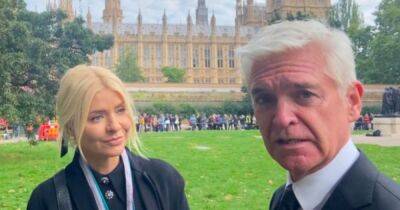 Moment Holly Willougby and Phillip Schofield walked past Westminster queue in TikTok clip - www.dailyrecord.co.uk - Britain - county Hall