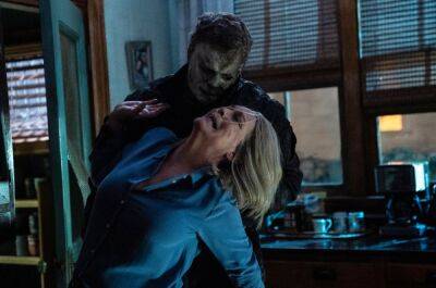 ‘Halloween Ends’ Featurette: Jamie Lee Curtis Says New Film Is “A Final Reckoning” Between Laurie And Michael Myers - theplaylist.net