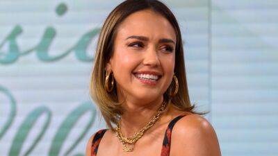 Watch Jessica Alba and Her Daughter Haven Dance in Matching ’00s ’Fits - www.glamour.com