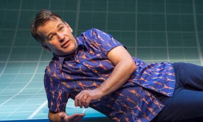 Mike Birbiglia Bringing New Solo Show To Broadway, Announces ‘Old Man & The Pool’ On ‘Tonight Show’ - deadline.com - Los Angeles - USA - New York