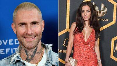 Adam Levine did not have a physical relationship with Sumner Stroh or other accusers: source - www.foxnews.com - Texas