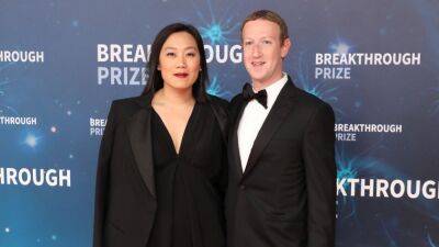 Mark Zuckerberg and Wife Priscilla Chan Expecting Baby No. 3 - www.etonline.com
