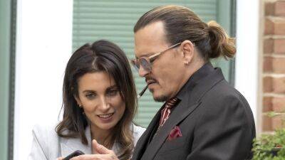 Johnny Depp's Libel Lawyer Girlfriend: Who Is Joelle Rich? - www.etonline.com