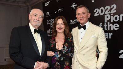'James Bond' Producers Michael G. Wilson and Barbara Broccoli Give Update on 007 Casting (Exclusive) - www.etonline.com - county Will - city Rogers, county Will