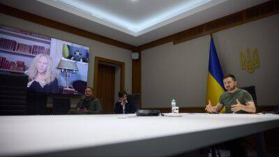 Barbra Streisand Boards Ukraine Fundraising Platform United24 After Call With Volodymyr Zelenskyy - deadline.com - Ukraine - Russia
