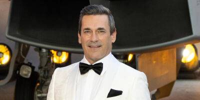 Jon Hamm Took A Pay Cut So 'Confess, Fletch' Could Complete Filming - www.justjared.com - Rome - Boston