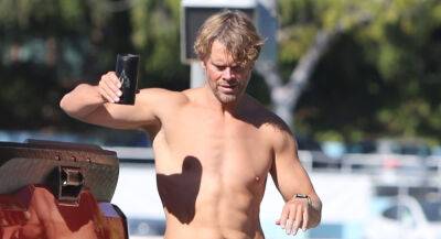 'NCIS: Los Angeles' Star Eric Christian Olsen Spotted During a Shirtless Beach Day in L.A. - www.justjared.com - Los Angeles - Los Angeles - Hawaii - Santa Monica