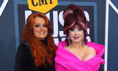 Wynonna Judd Admits She Feels ‘Incredibly Angry’ Following The Death Of Mother Naomi Judd - etcanada.com - Tennessee