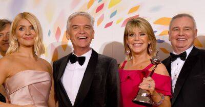 Eamonn Holmes’ feud with Holly and Phil as he takes digs over ‘queue jumping’ - www.ok.co.uk - county Hall