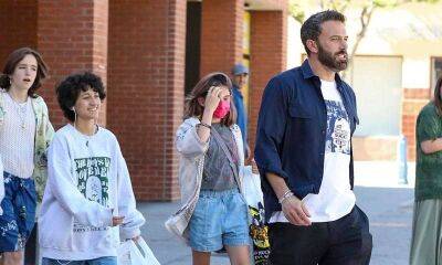 Ben Affleck shopping for Halloween outfits with Emme and Seraphina - us.hola.com - city Angel