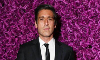 See the gorgeous women that make up David Muir's support system - hellomagazine.com