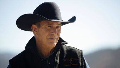 'Yellowstone' Season 5 Trailer Warns the Duttons Are 'Already at War' - www.etonline.com - USA - India - Birmingham - Montana