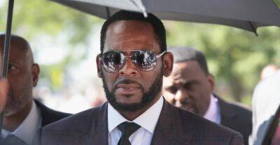 R. Kelly ordered to pay victim over $300,000 in restitution - www.thefader.com - New York - USA