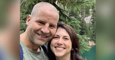 Inside Mackenzie Scott’s shock divorce from her second husband Dan Jewett - www.msn.com - Washington - Seattle