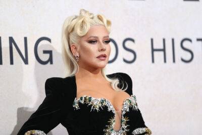 Christina Aguilera Reveals Music Execs Tried To Make Her Change Her Last Name: ‘I’m Proud Of Where I Come From’ - etcanada.com - Ecuador