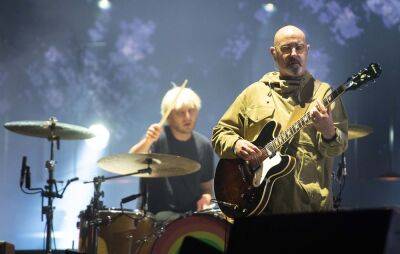 Oasis’ Bonehead on recent cancer diagnosis: “It’s all clear, it’s gone” - www.nme.com