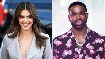 Kendall Jenner and Tristan Thompson Don’t Acknowledge Each Other When They Cross Paths at The Weeknd’s Concert - www.etonline.com - Los Angeles - California