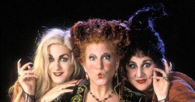 See the ‘Hocus Pocus’ Cast Then and Now: What the Sanderson Sisters Look Like in the 1993 Original vs. 2022 Sequel - www.usmagazine.com - city Sanderson