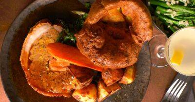 I tried the £25 Sunday roast with enormous Yorkshire puddings and it’s one of the best in Manchester - www.manchestereveningnews.co.uk - Britain - Manchester - county Stockport