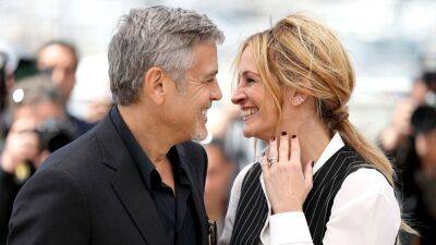 Julia Roberts, George Clooney joke filming one kiss for 'Ticket to Paradise' took 'six months' and '80 takes' - www.foxnews.com - New York - county Roberts