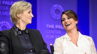 Jane Lynch Raves Over Lea Michele in 'Funny Girl' (Exclusive) - www.etonline.com