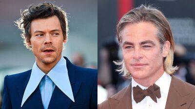 'Don't Worry Darling' star Harry Styles appears to spit on co-star Chris Pine in viral video - www.foxnews.com - county Pine