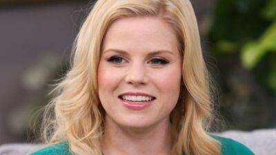 Megan Hilty's Sister, Brother-in-Law and Their Child Die in Sea Plane Crash - www.etonline.com - USA - Seattle - Beyond