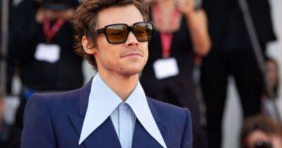Harry Styles' 'spitting' rumour put to bed with no-holds-barred statement from Chris Pine's rep - www.ok.co.uk - city Venice