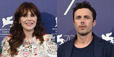 Zooey Deschanel Joins Casey Affleck at the 'Dreamin' Wild' Photo Call in Venice - www.justjared.com - Italy - county Casey - county Walton