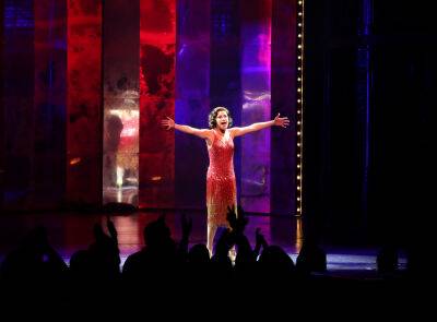 Lea Michele: First Images, Video Of ‘Funny Girl’ Debut, Broadway Curtain Call - deadline.com - New York