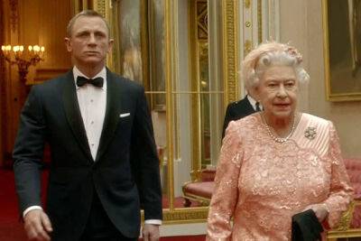 Secrets of Queen Elizabeth’s iconic James Bond, Paddington cameos - nypost.com - Britain