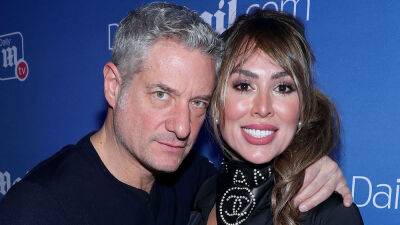Former Fox News Reporter Rick Leventhal Hospitalized After Car Accident & Suffers 4 Broken Ribs; Ex-‘RHOC’ Star Wife Kelly Dodd Weighs In - deadline.com - New York - California