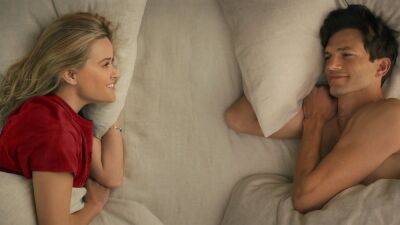 Reese Witherspoon and Ashton Kutcher Take a Chance in ‘Your Place Or Mine’ Trailer - thewrap.com - New York - Los Angeles