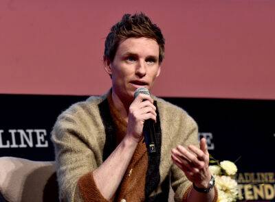 ‘The Good Nurse’ Star Eddie Redmayne On Playing A Subtle Serial Killer, Coming Of Age As A Member Of The Brit Pack, And The Time He & Felicity Jones Had A Brush With Death In A Hot Air Balloon - deadline.com - Chicago