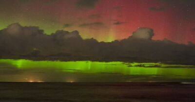 Northern Lights captured on beach as Scottish photographer nabs stunning images - www.dailyrecord.co.uk - Scotland