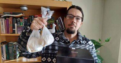 Scots video producer left baffled by delivery of two bags of 'white powder' instead of £2,400 camera - www.dailyrecord.co.uk - Scotland - county Bureau