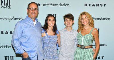 Jerry Seinfeld’s Family Guide: Meet the Comedian’s Wife, Daughter and 2 Sons - www.usmagazine.com - New York - New York