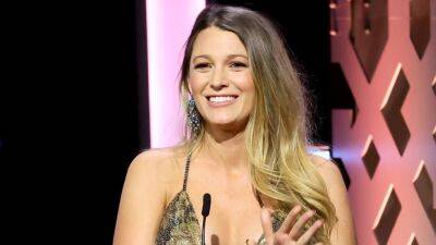 Blake Lively Is a Brunette in New Instagram Selfie—See Pic - www.glamour.com - county Storey
