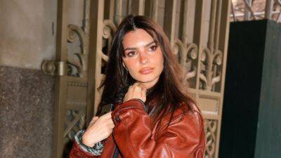 Emily Ratajkowski Says Paparazzi Have Made Casual Dating ‘Difficult’ for Her - www.glamour.com