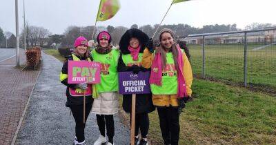 Teachers brave the weather to take to picket lines as fight for better pay continues - www.dailyrecord.co.uk - Scotland