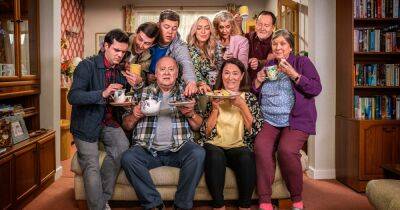 Elaine C. Smith tells fans Two Doors Down will return for new series - www.dailyrecord.co.uk - Scotland