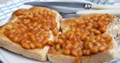 Woman shares 'brilliant yet unusual' scissor hack for serving beans on toast - www.dailyrecord.co.uk - Britain - Beyond