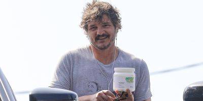 Pedro Pascal Heads to the Gym, Brings His Creatine Supplement! - www.justjared.com - Hollywood