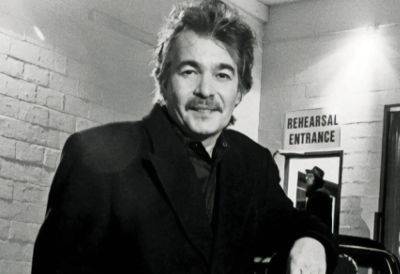 Encountering ‘Prine on Prine’: Holly Gleason on Assembling a Book of Conversations With the Irreplaceable John Prine - variety.com - Los Angeles - Chicago - Illinois - Tennessee