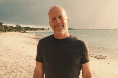‘Moonlighting’ creator: Bruce Willis is ‘still Bruce’ despite not being ‘totally verbal’ - nypost.com
