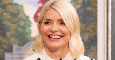 ITV 'inundated with calls over who should replace Holly Willoughby' - www.ok.co.uk