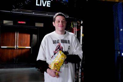 ‘SNL’: Pete Davidson Says “Comedy Is Really The Only Way Through Tragedy” In Cold Open Departure, Pivots To Incest & ‘Game Of Thrones’ In Monologue - deadline.com - Israel