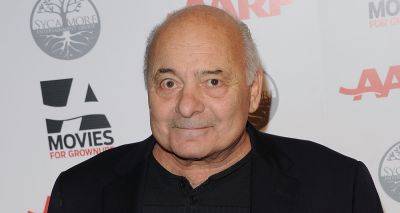 Burt Young Dead - Oscar-Nominated 'Rocky' Actor Passes Away at Age 83 - www.justjared.com - New York - Hollywood - city Chinatown